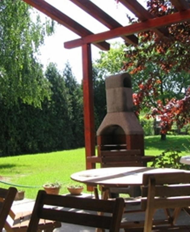 Ilona Apartmanhaz Komárom Exterior foto