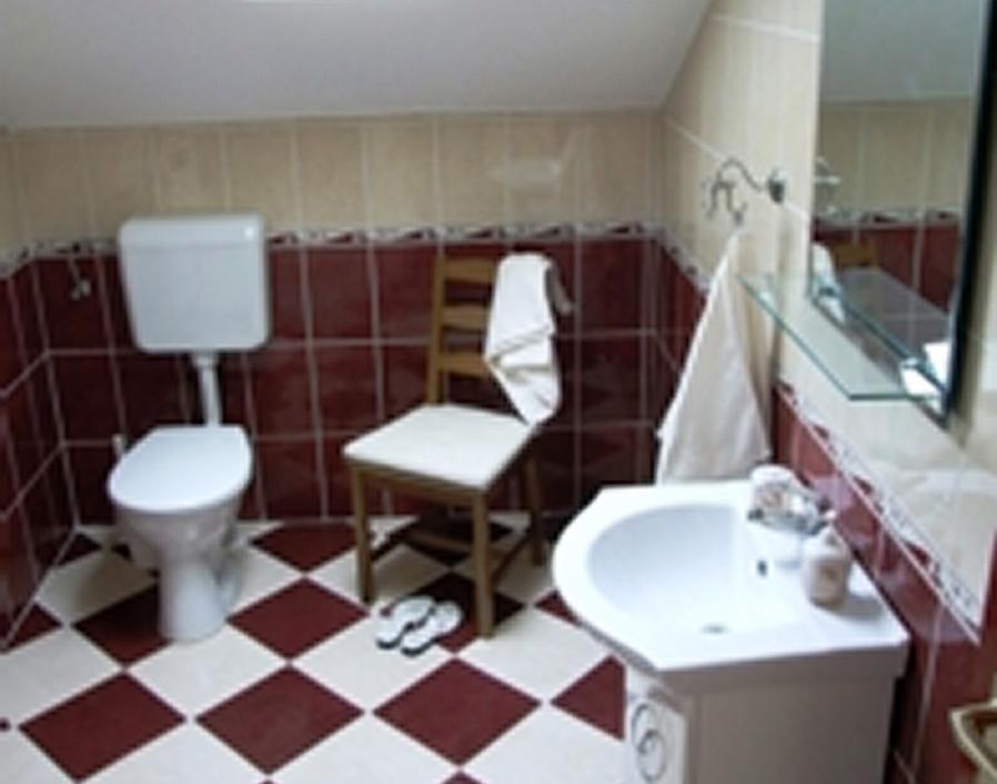 Ilona Apartmanhaz Komárom Exterior foto