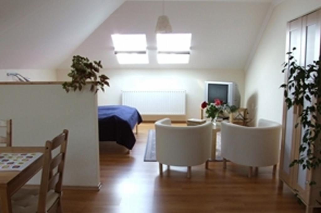 Ilona Apartmanhaz Komárom Exterior foto